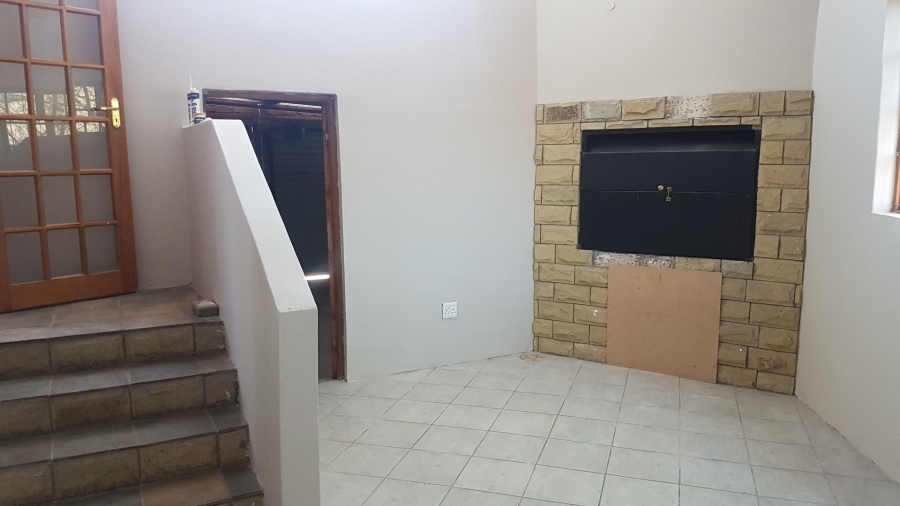 To Let 3 Bedroom Property for Rent in Morelig Free State